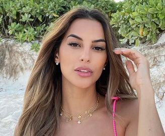 Fiorella Arbenz- Stunning Girlfriend Of Jack Harrison